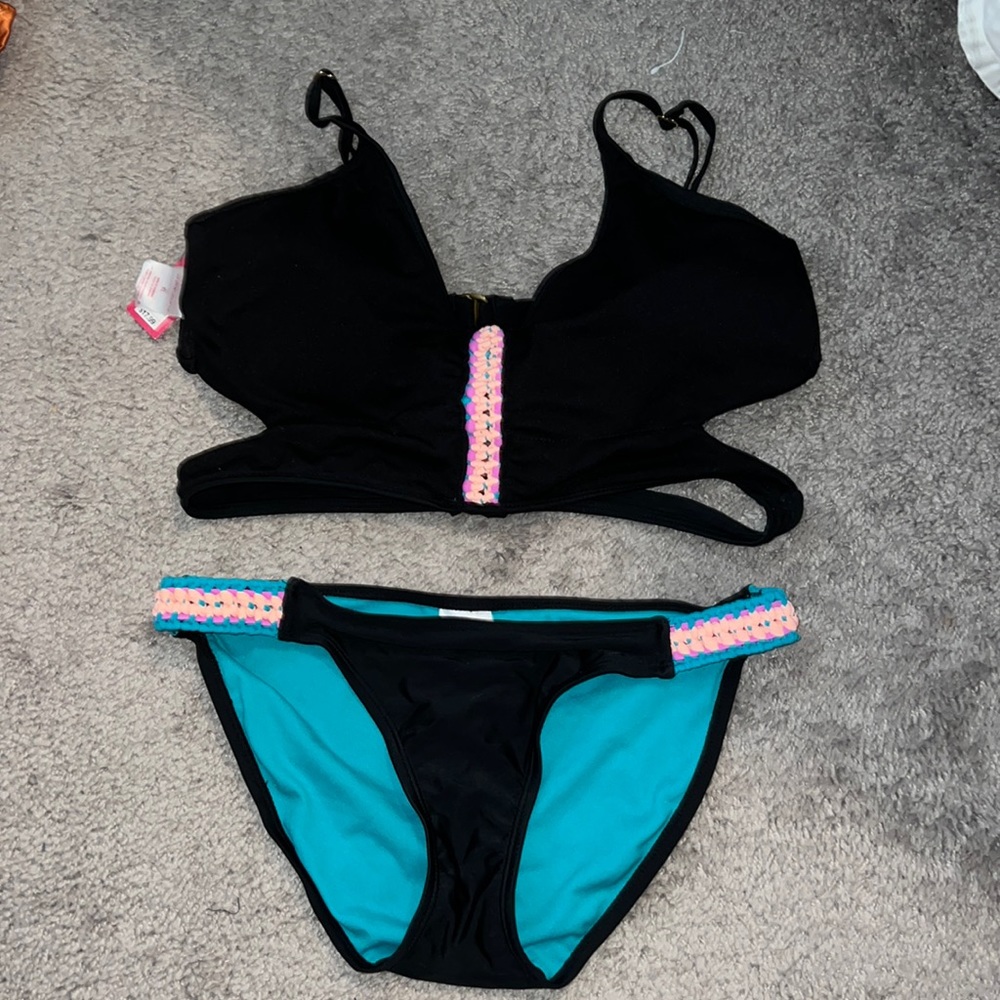 NWT Black bikini